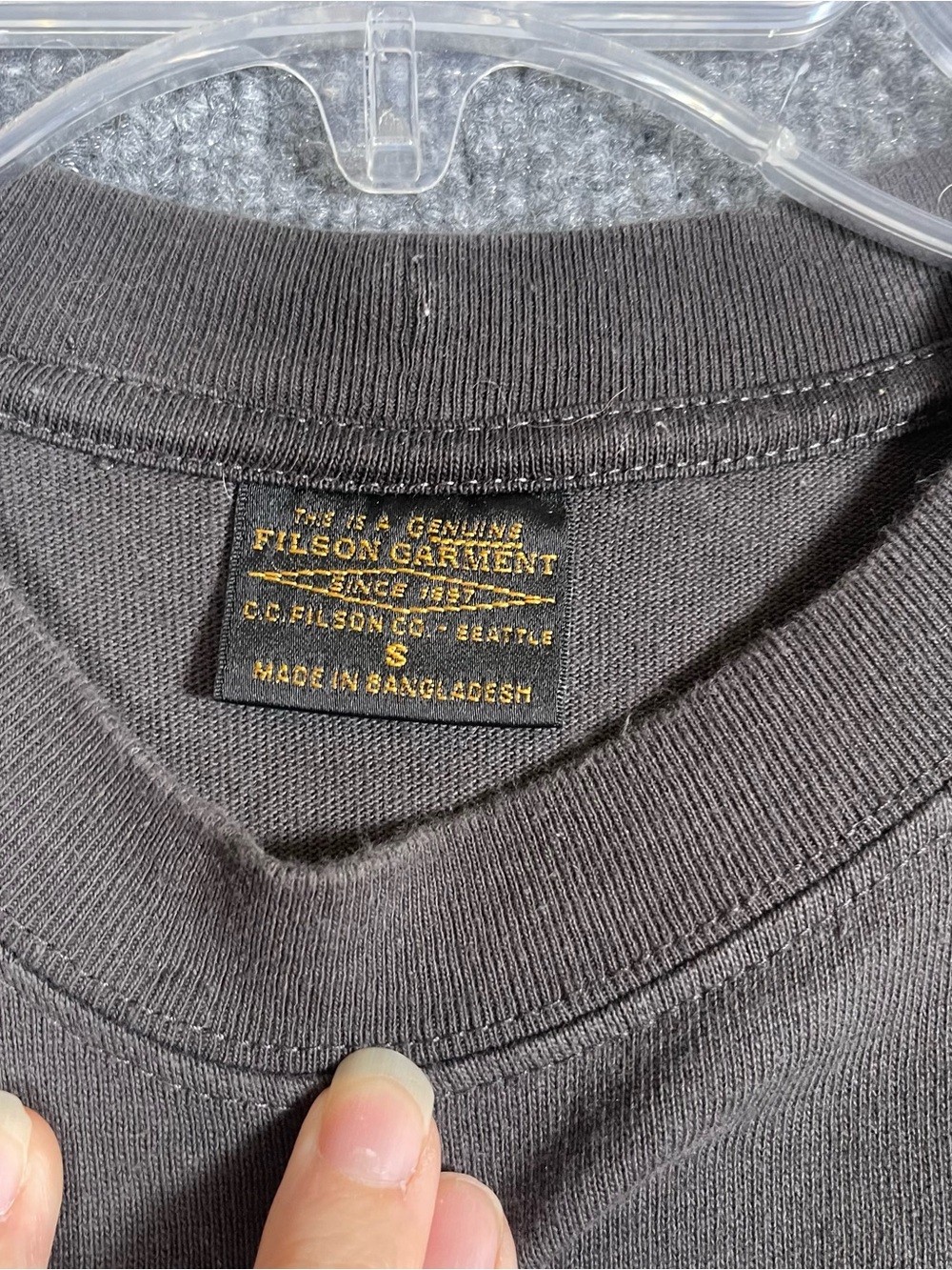 Seattle Kraken Filson Helmet Mens Small Charcoal Gray Skull Short Sleeve Tee - Picture 6 of 6